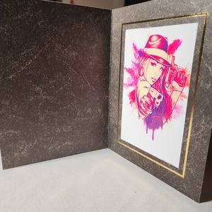 Cool pictures in frame folder